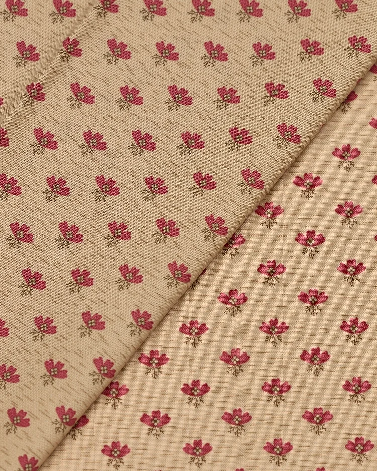 Fabrics - Cotton - Flowers Vintage Cream - CL500 - Overlay