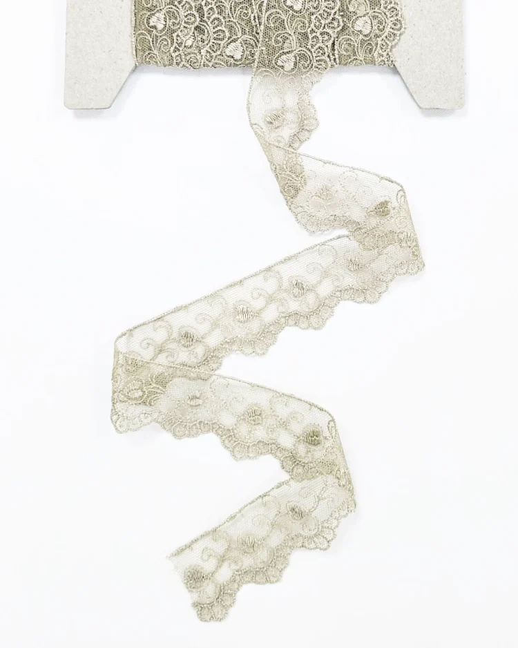 Embriodered Lace Tulle - Hearts Taupe 35mm