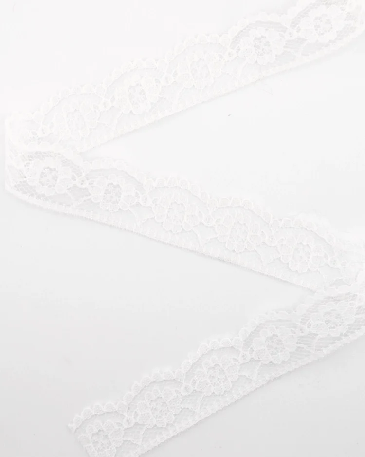 Haberdashery - Flower Lace - White - 27mm Close Up