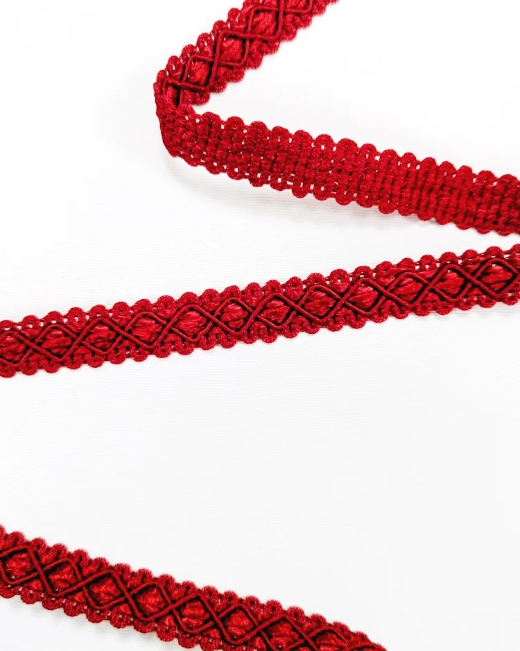 Haberdashery - Trims - Scalloped Diamond Gimp Braid Trim - Red - 15mm - Close Up