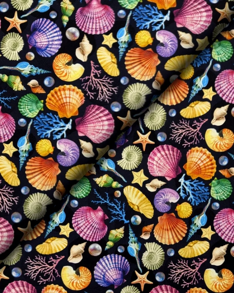 Fabrics - Cotton - Michael Miller - Divine Oceania - Seashells & Pearls on Dark Navy - DDC12613-NVY - Overlay